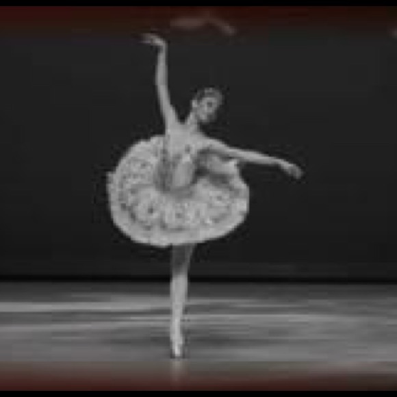 GET TO KNOW ME! - Picture 10 of 11